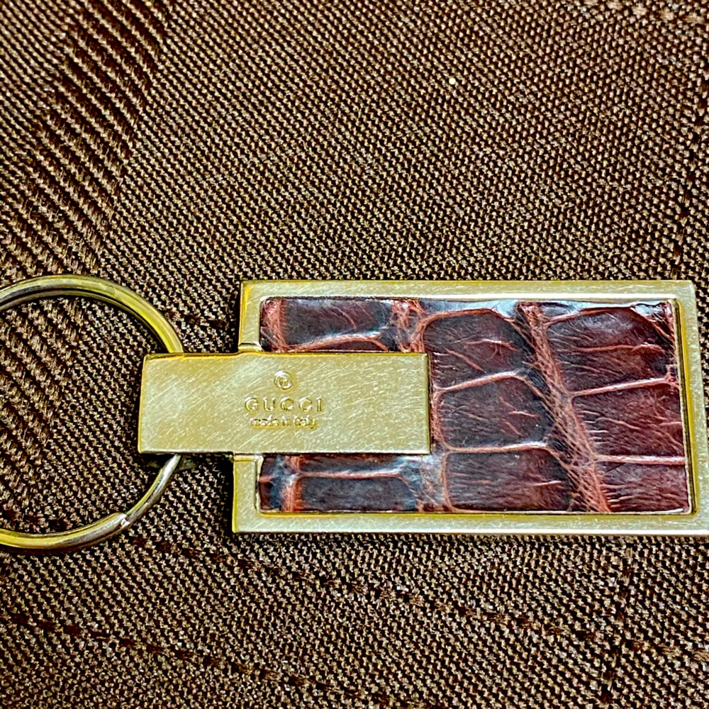 💯% Authentic VINTAGE Gucci Key Fob.